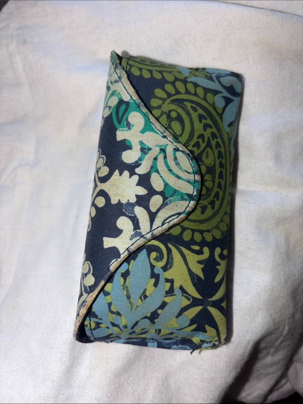 Vera Bradley vintage hard case eyeglass holder sunglass case green blue worn